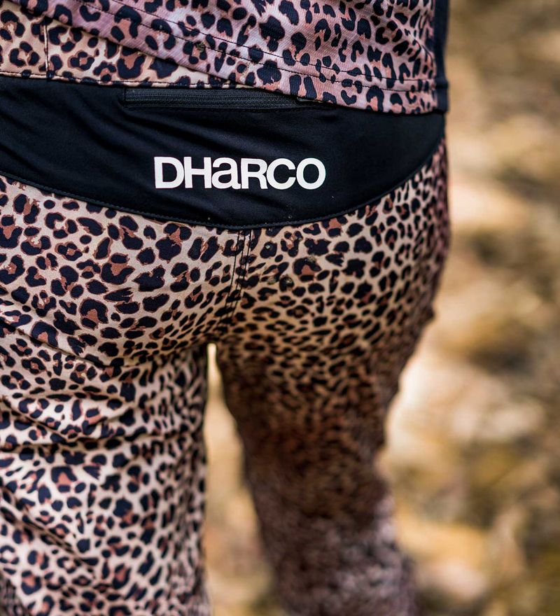 Pantalon-Mujer-Gravity-Pants-Leopard-Dharco
