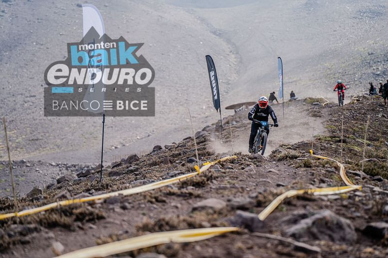 Fotos-Montenbaik-Enduro-La-Parva-Corredor-87